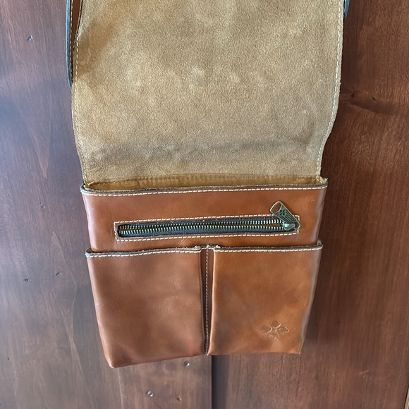 New Patricia Nash purse - Picture 4 of 7